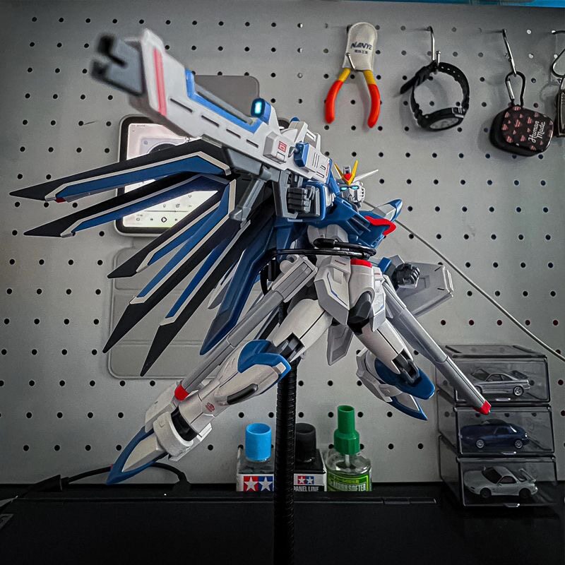 1/144 HG Scale Mecha Plastic M - Bandai Gundam Rg recension och pris